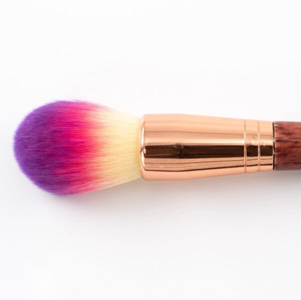 Precision powder brush - detail